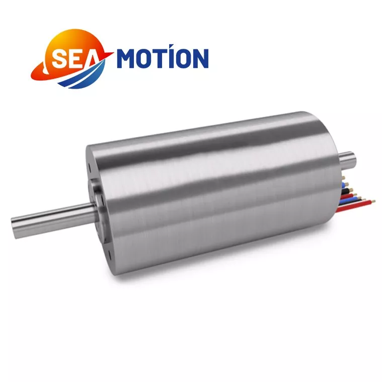 Tại sao Động cơ DC không lõi đang thay thế Bộ điều khiển chuyển động chính xác truyền thống?